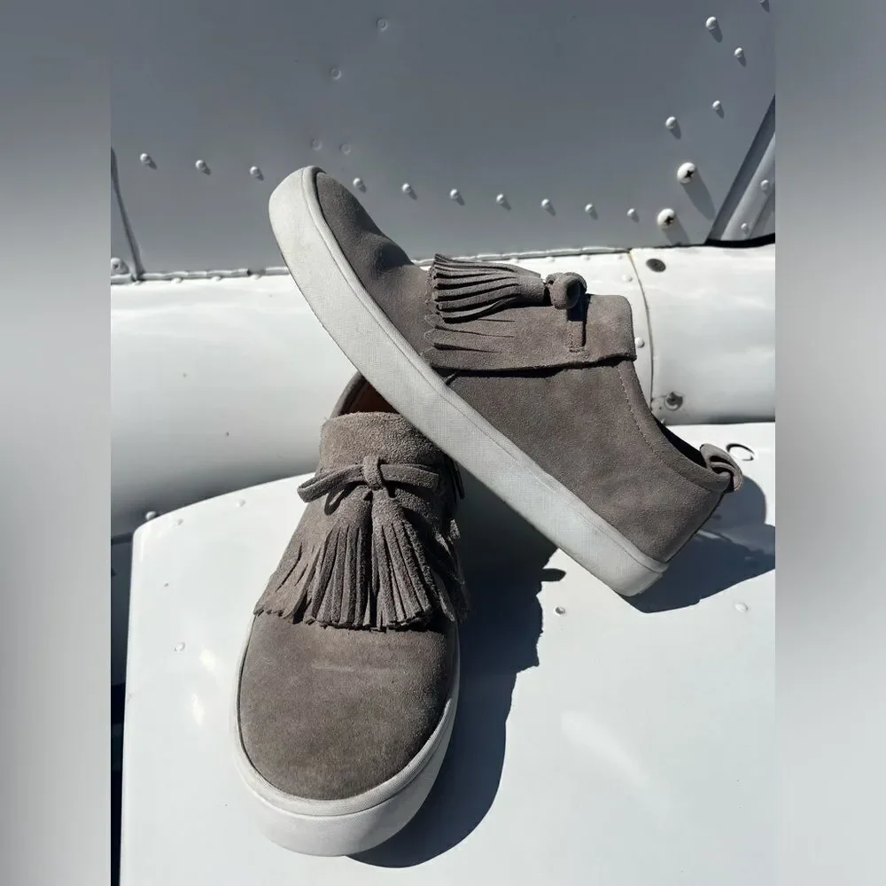 KATE SPADE ♠️ Tan Suede Tassel Sneakers! Size 6; LIKE NEW!